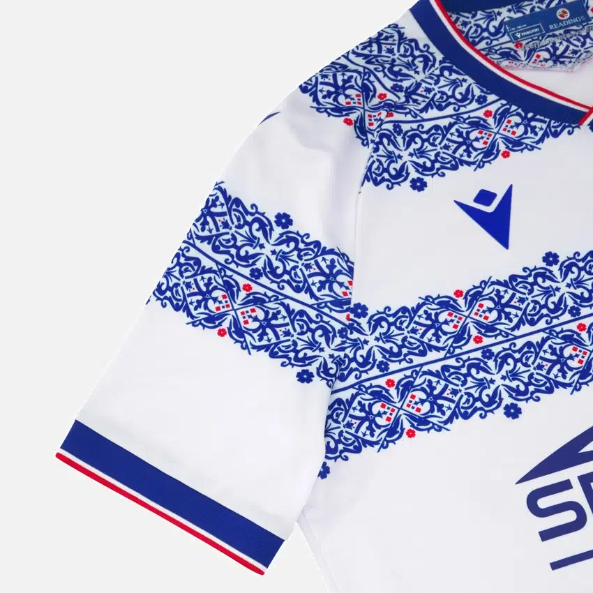 Reading FC 2025/26 Adults’ Home Match Shirt Reading FC 2025/26 Adults’ Home Match Shirt